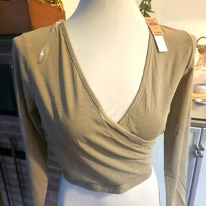 VS Pink NWT sz small cross over wrap Long sleeve top